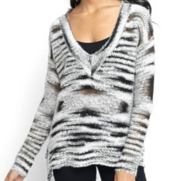 Elleovanni Sweaters - Distressed Mohair Sweater